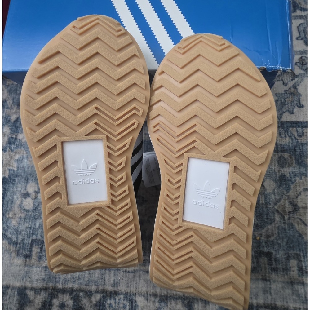 Adidas Country XLG 'Black White'  Athletic Sneakers Womens sz 4.5‎ NWTS - Picture 5 of 9